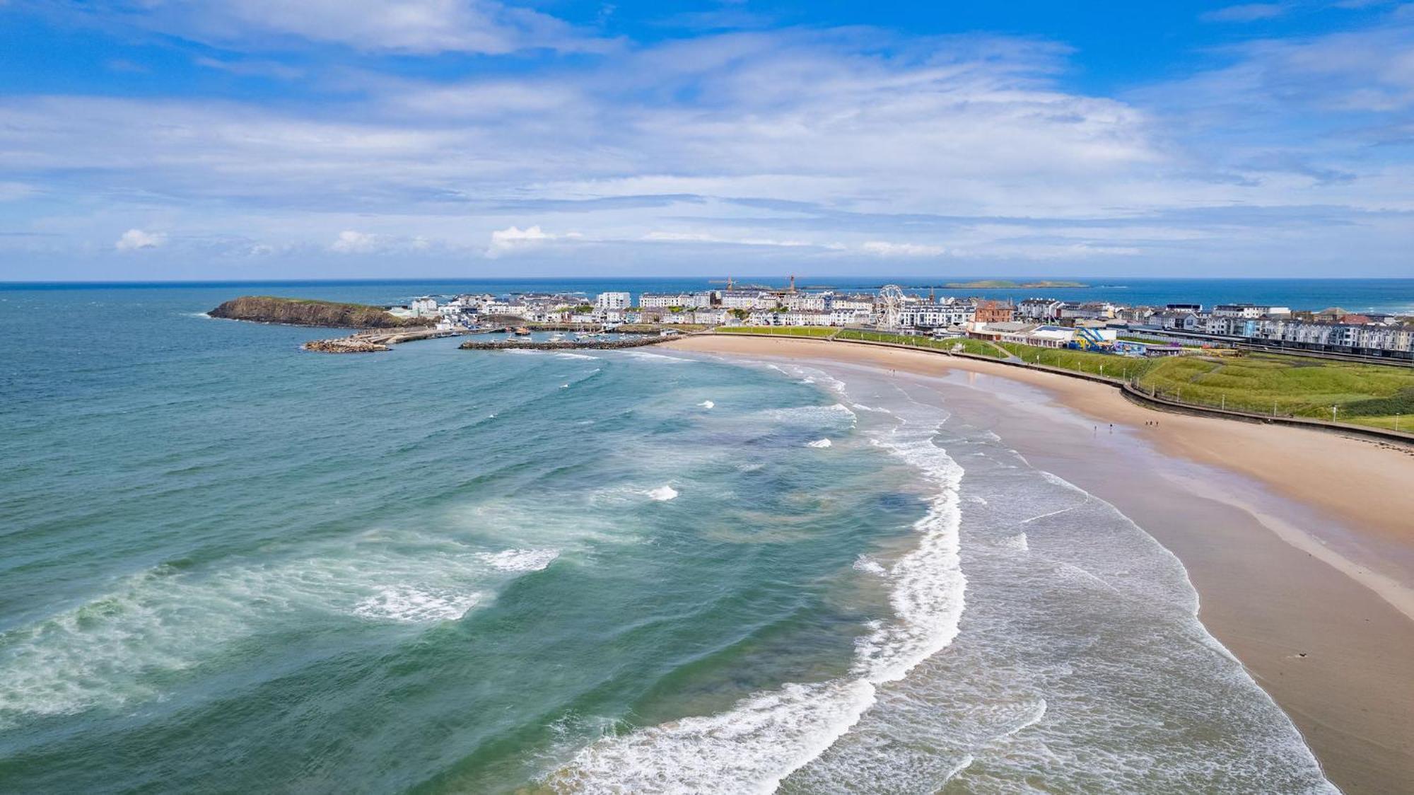 Appartement 1 Dunluce Park - Portrush By The Sea Extérieur photo